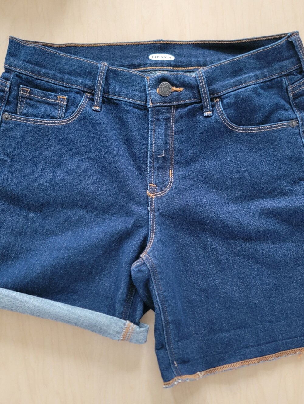 Old Navy Indigo Roll-Cuff Denim Shorts Size 4